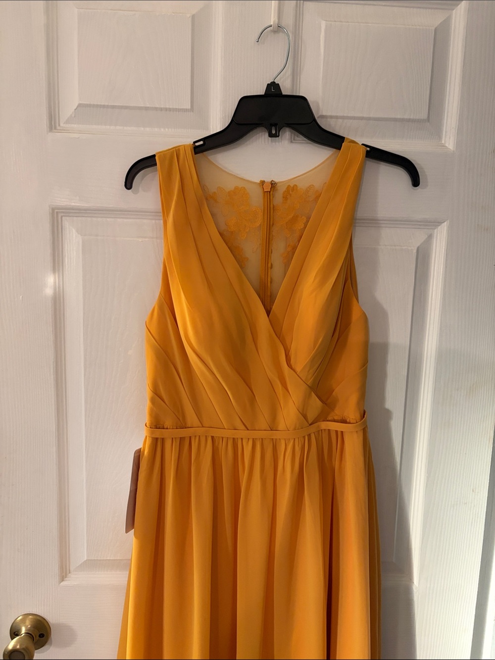Azazie Yellow Sleeveless Chiffon V‑Neck Prom Dress